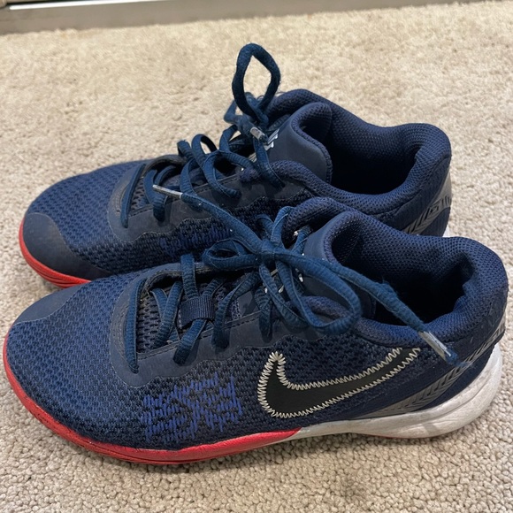 Kyrie Irving Youth Basketball Shoes Size 3Y Blue/Red - Picture 4 of 5